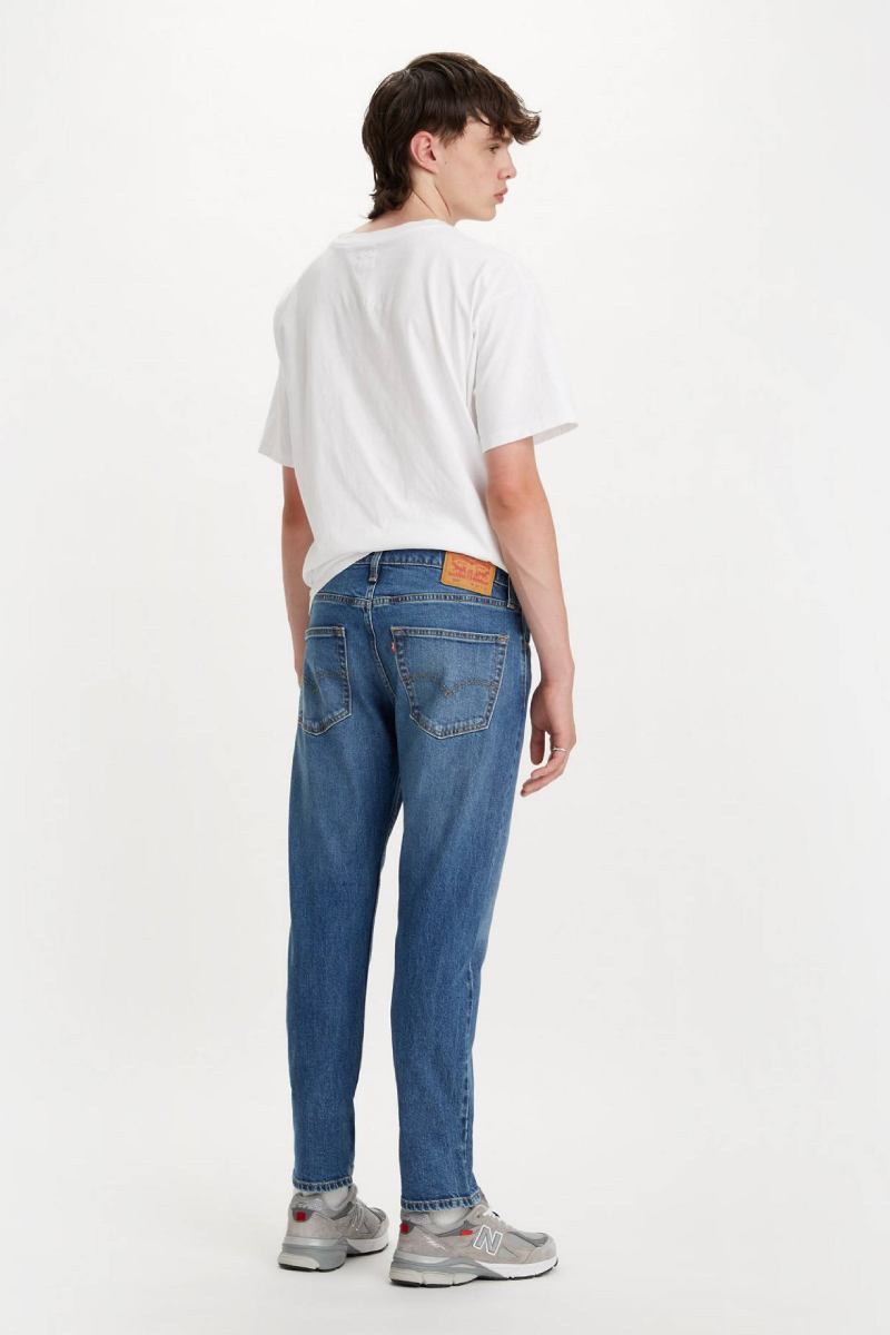 502 Taper Jeans