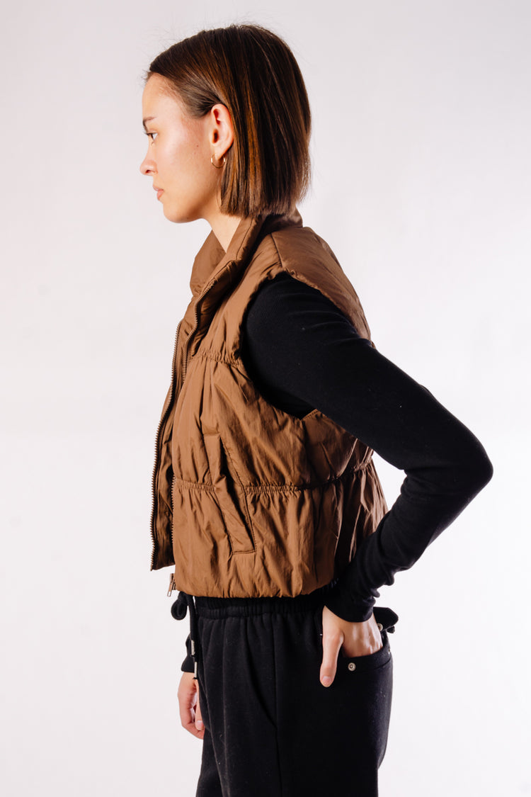 Cropped Puffer Vest - BRN