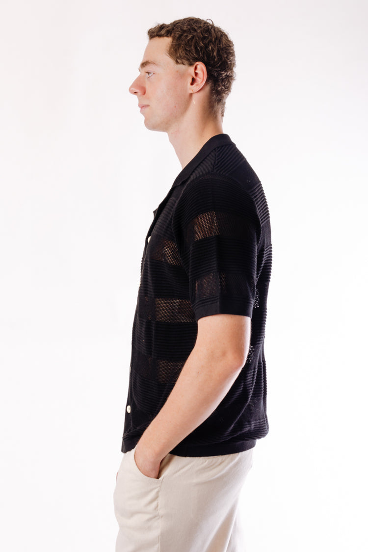 Moodie Short Sleeve Knit Shirt - BLK