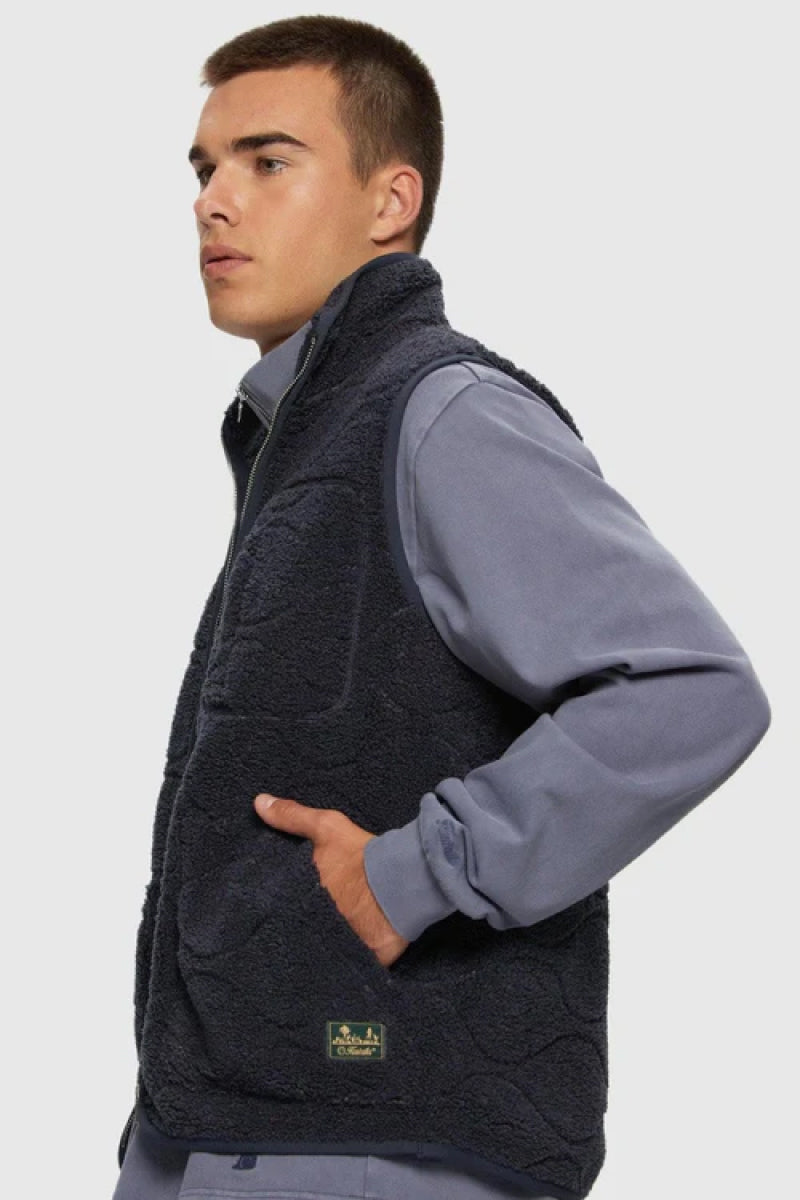 Wave Sherpa Vest